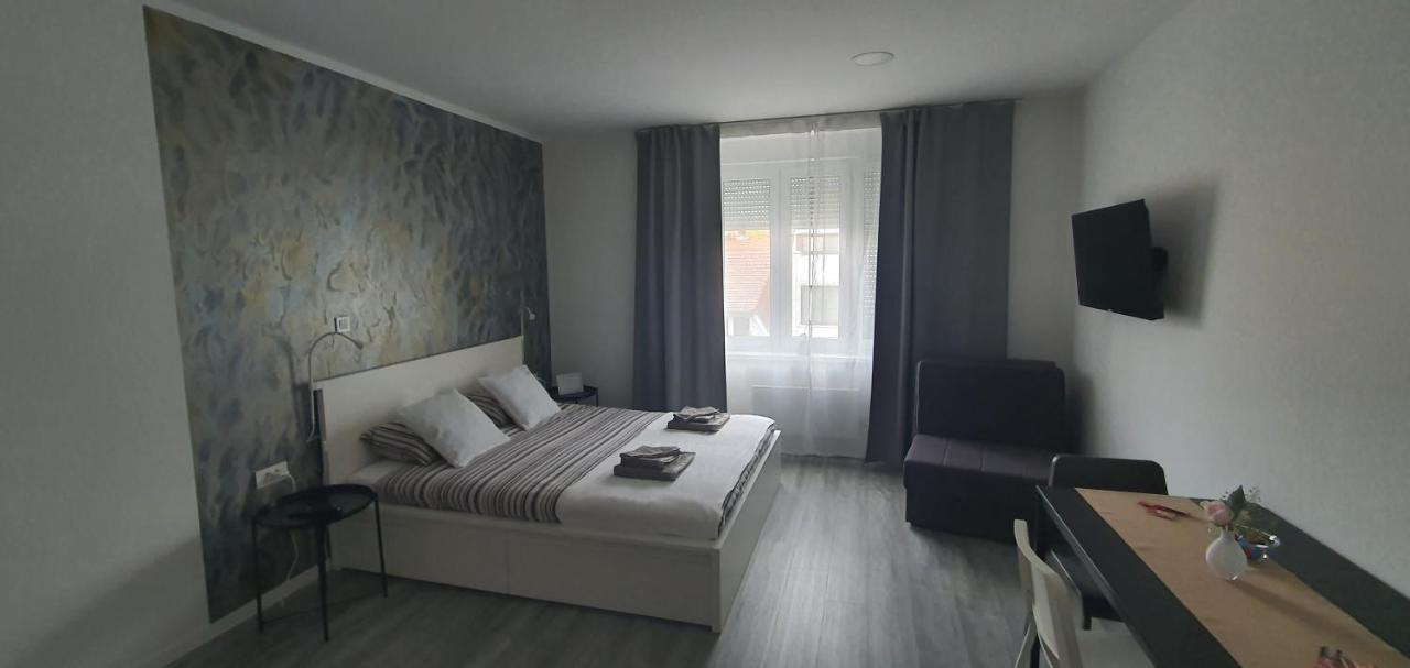 Apartmani Karlo Загреб Екстер'єр фото