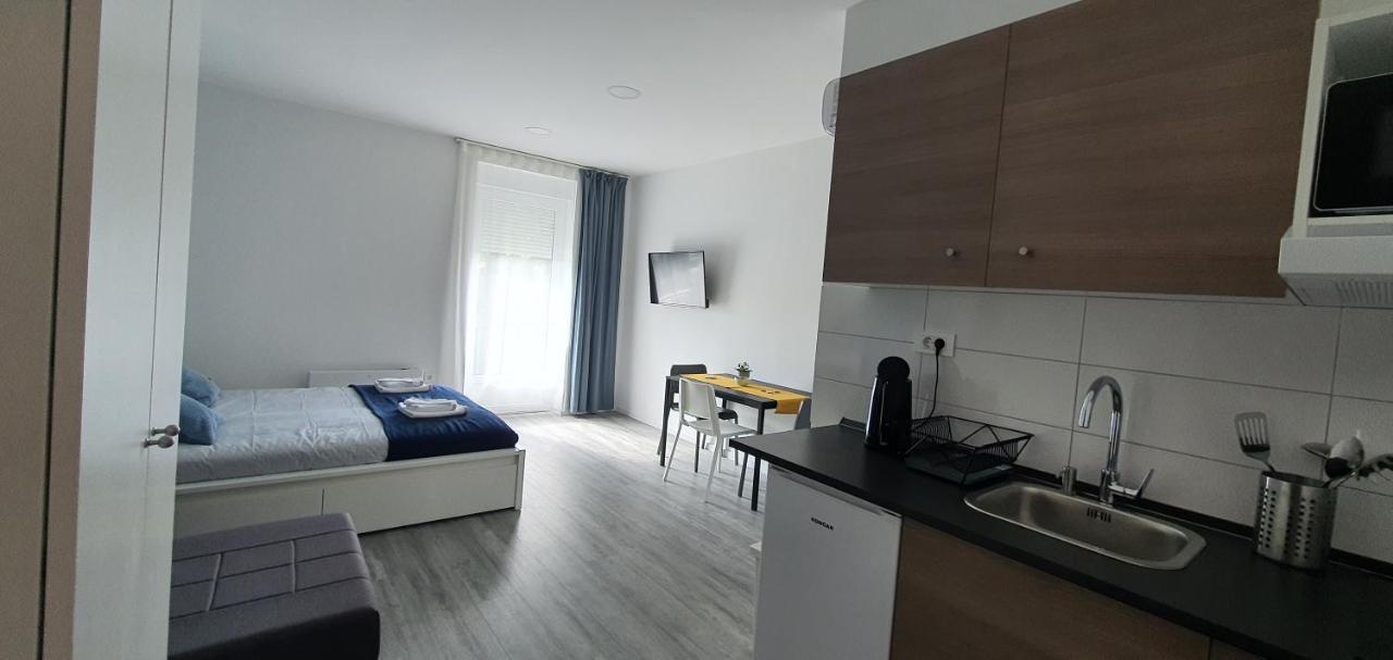 Apartmani Karlo Загреб Екстер'єр фото