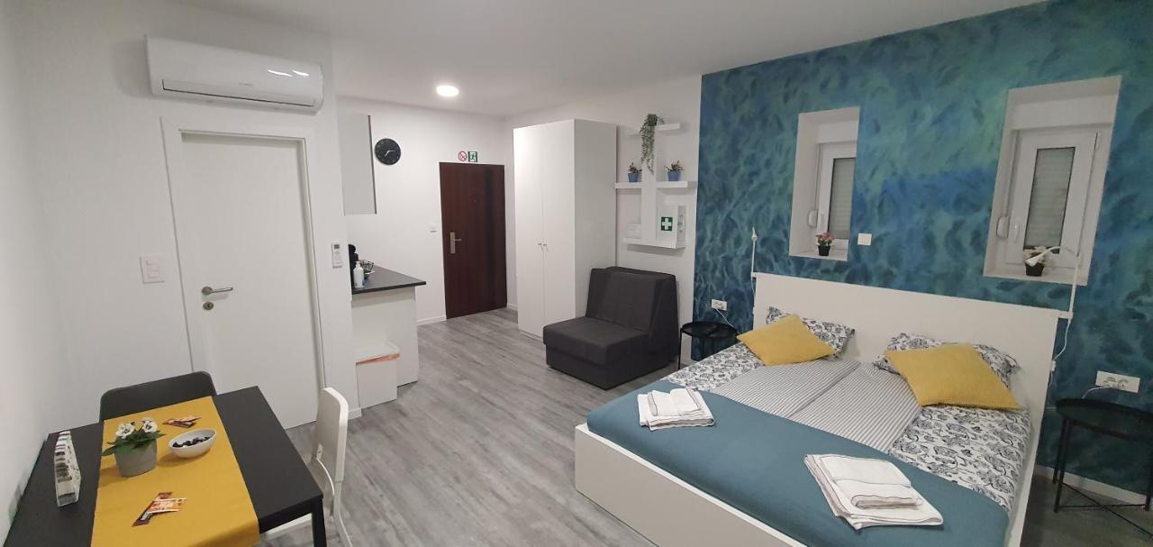 Apartmani Karlo Загреб Екстер'єр фото