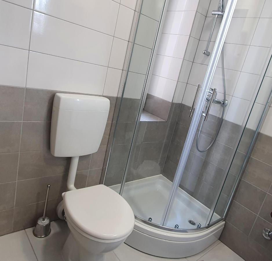 Apartmani Karlo Загреб Екстер'єр фото