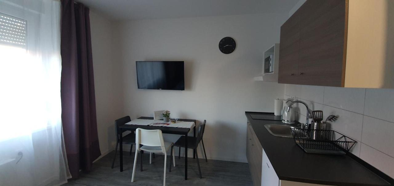 Apartmani Karlo Загреб Екстер'єр фото