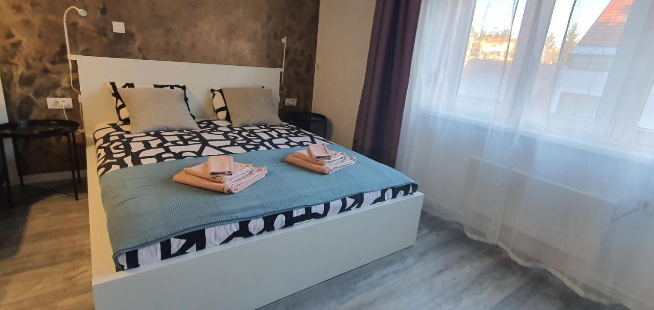 Apartmani Karlo Загреб Екстер'єр фото