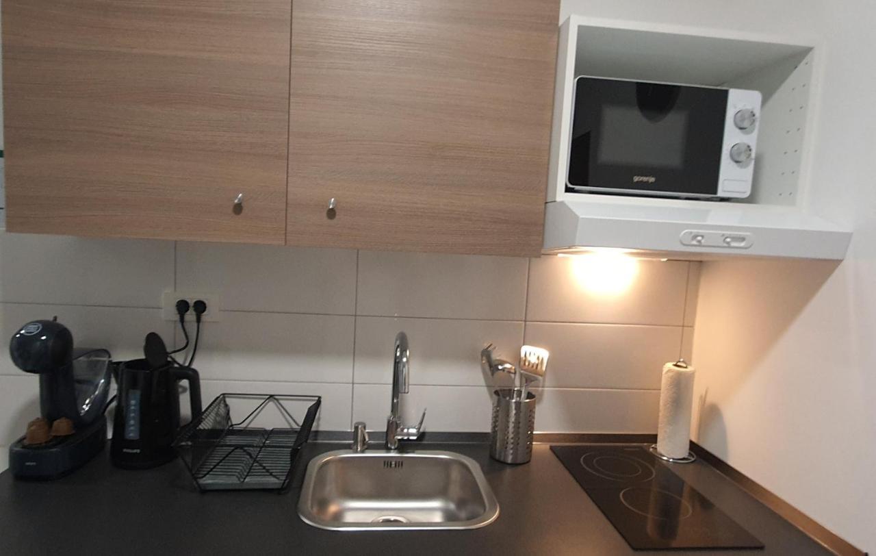 Apartmani Karlo Загреб Екстер'єр фото