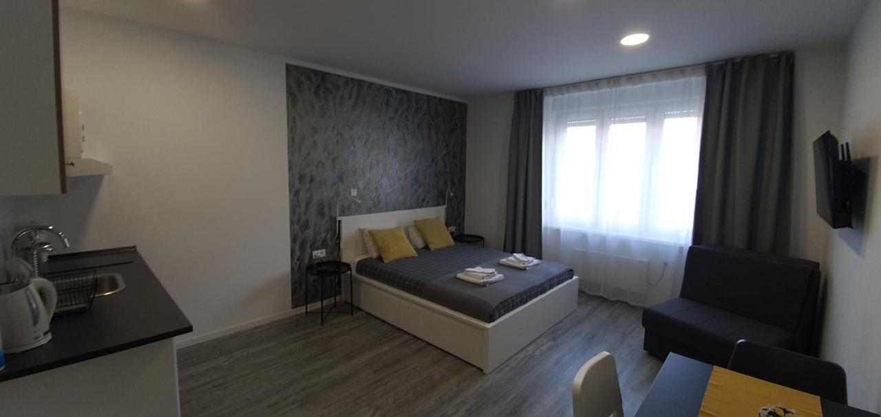 Apartmani Karlo Загреб Екстер'єр фото