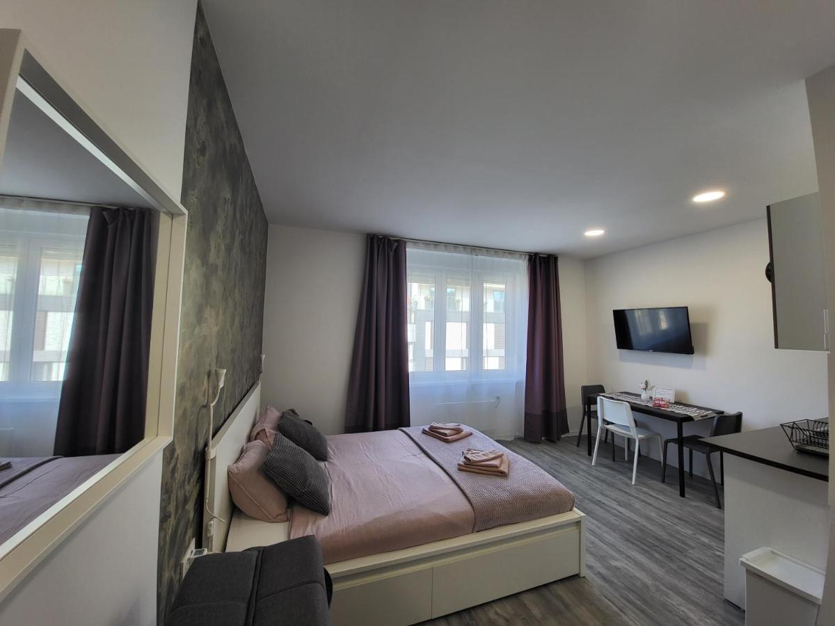 Apartmani Karlo Загреб Екстер'єр фото