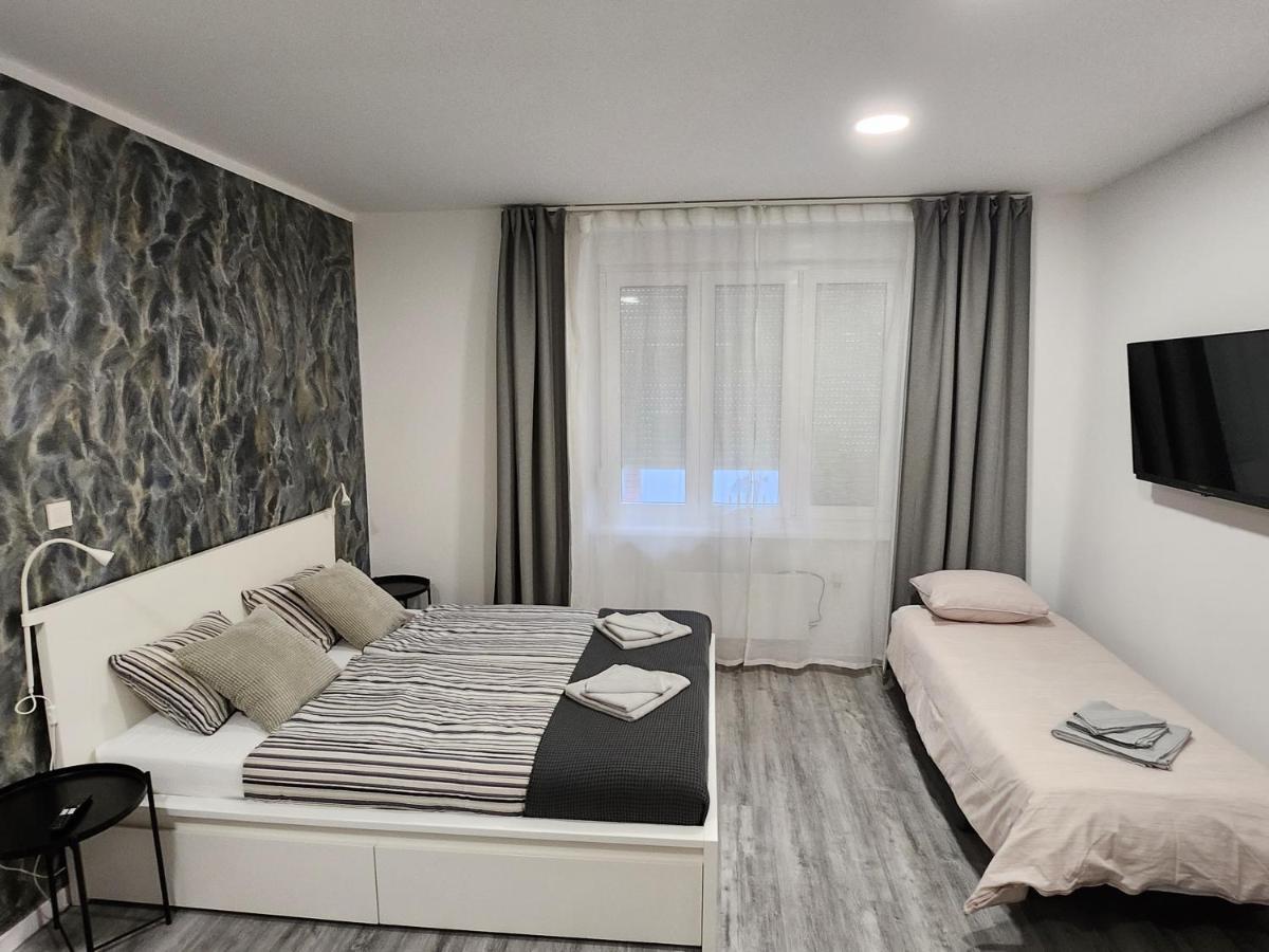 Apartmani Karlo Загреб Екстер'єр фото